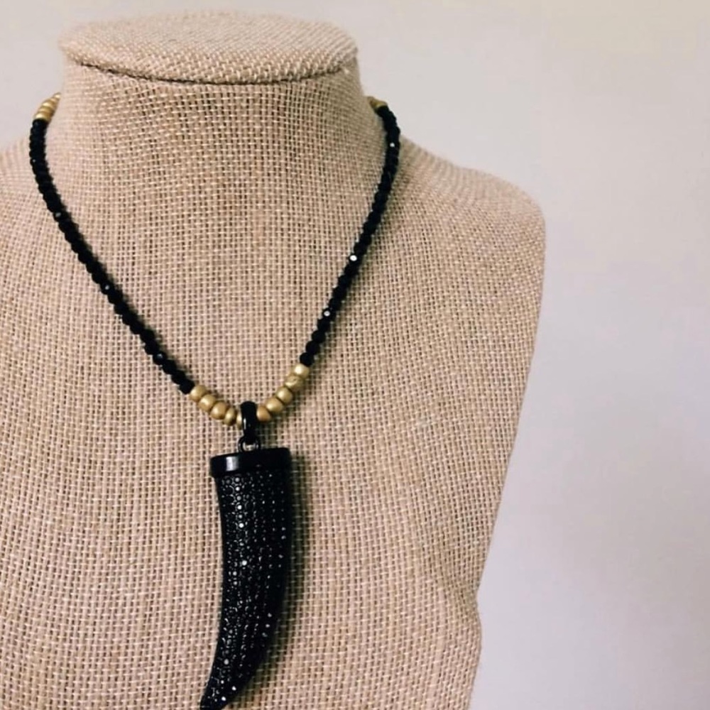 black and gold horn choker